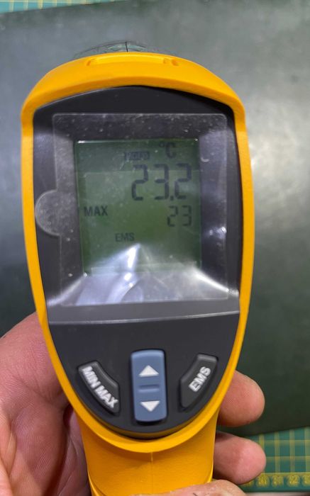 FLUKE 561 цифров термометър