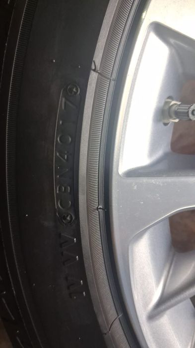 Продам шины камри 70