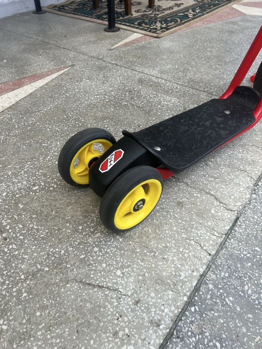 Trotineta Puky rosie