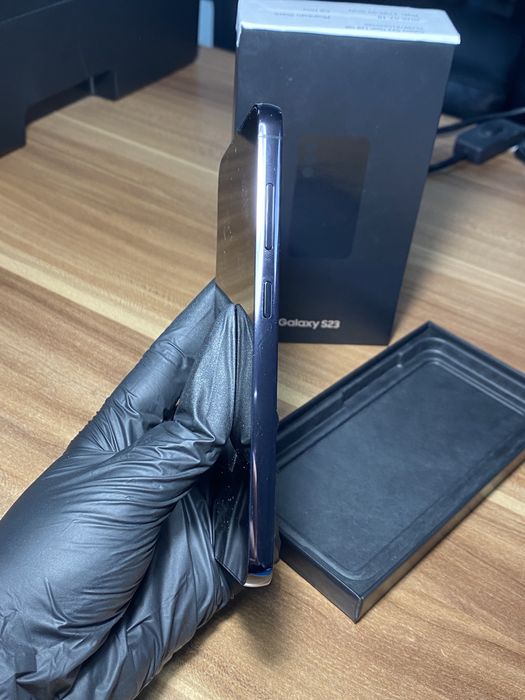 Samsung Galaxy s23• 128 GB • Phantom Black