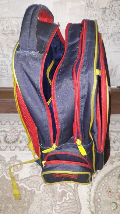 Продаётся школьный рюкзак