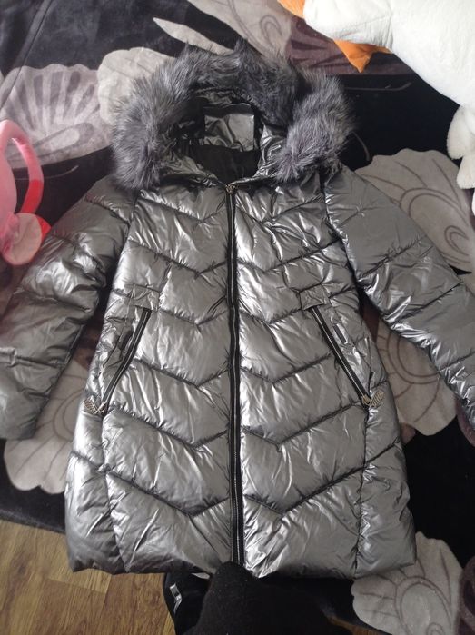 Продается куртка 42 размер