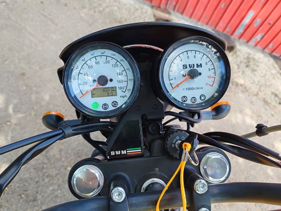 Motocicleta SWM 500 cc