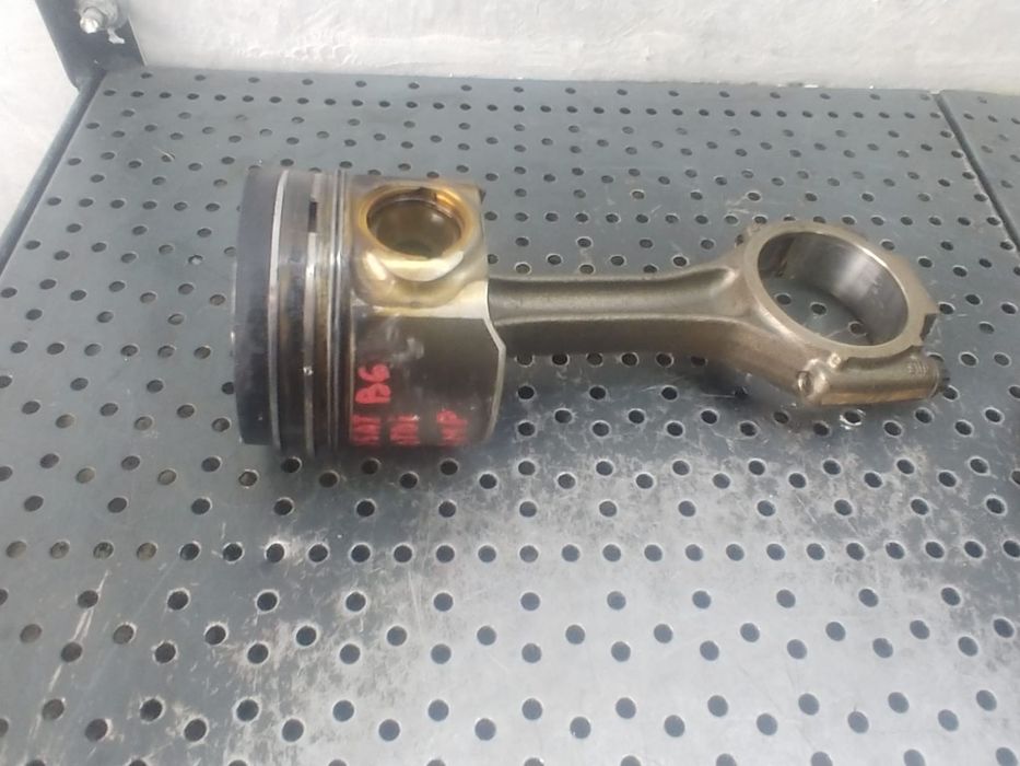 piston cu biela 2.0 tdi bmp vw passat b6 3c