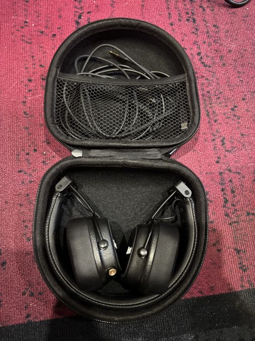 Продам наушники Marshall оригинал
