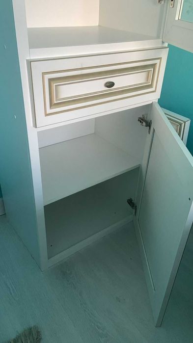 Горка, белый цвет