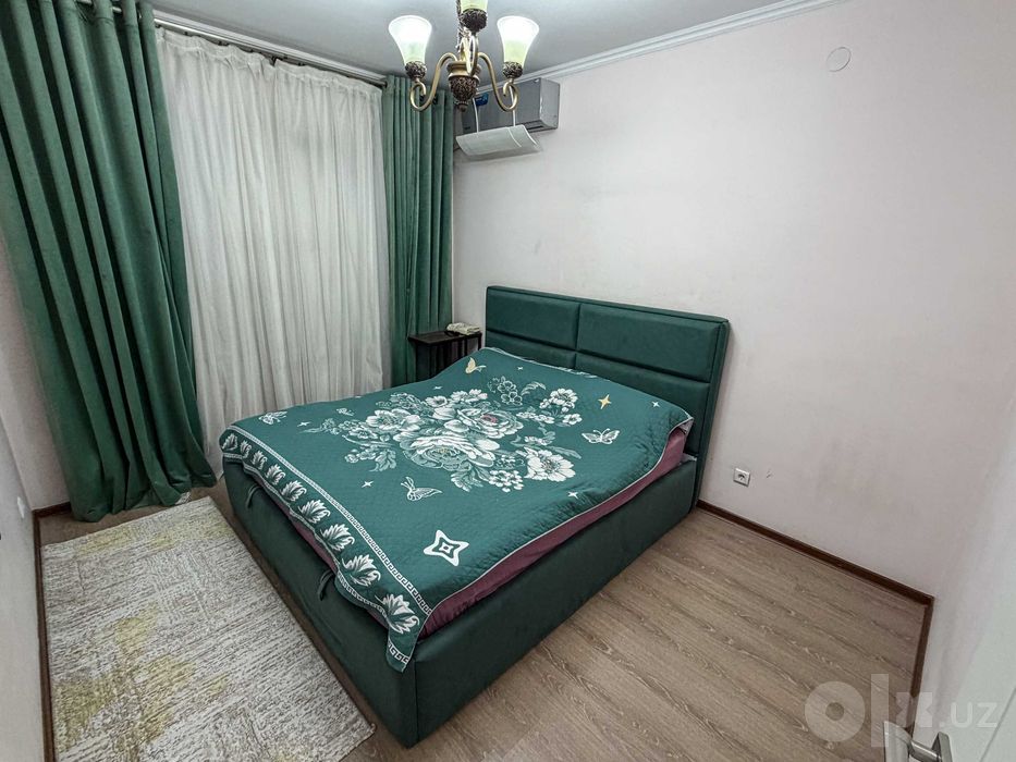 Срочна продаётся квартира, объединённая из двух квартир
