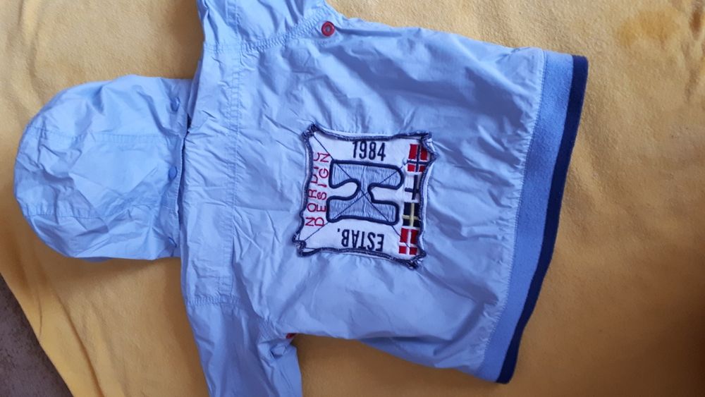 Продам куртку,кофту,костюм