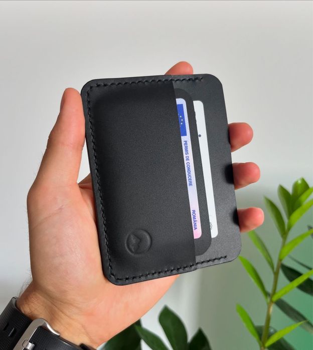 Portofel minimalist din piele naturala 100% handmade