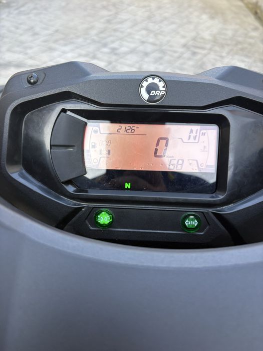 Vând Can-Am Outlander 1000 DPS – 2023