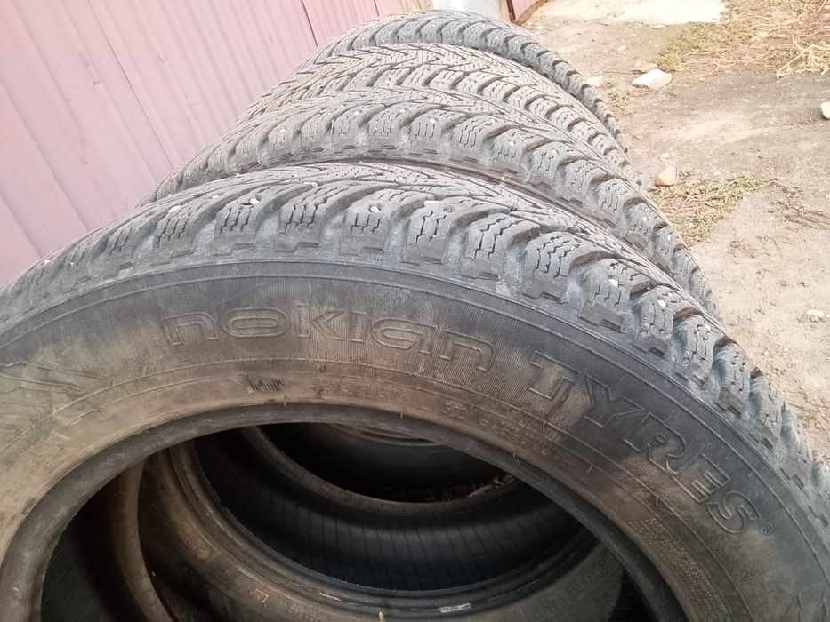 Продам зимние шины