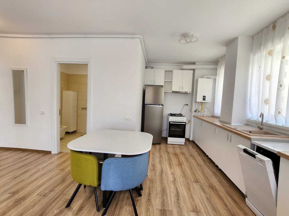 Inchiriez apartament 2 camere NOU - zona Magnolia Shopping Center