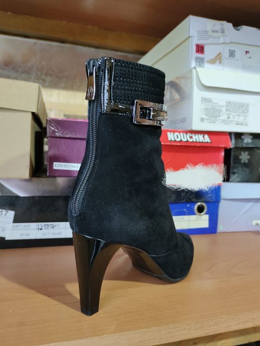 Полусапожки новые брендовые