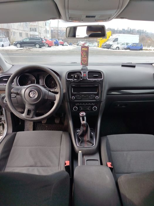 Vând Golf 6 1.6 Tdi