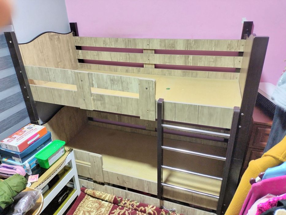 Детская вухъярусная кровать