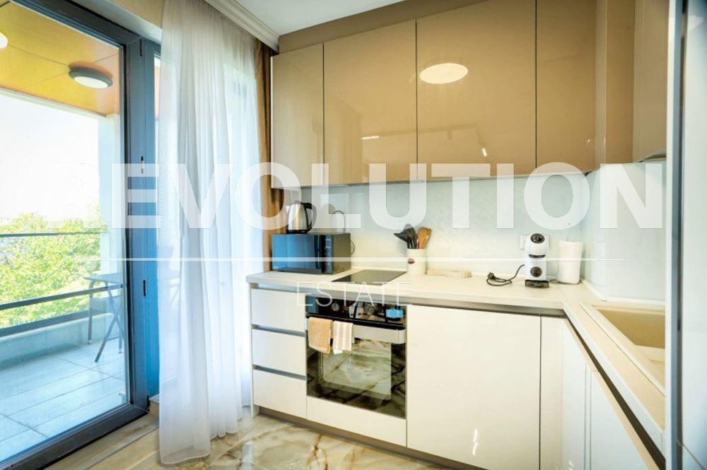 Дава се под наем Тристаен апартамент в Варна, Галата - 85 кв.м за 698.19 € - Снимка #4