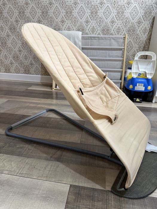 Шезлонг детский babybjorn