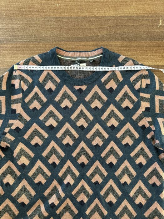 Pulover Ted Baker 60% lana nou