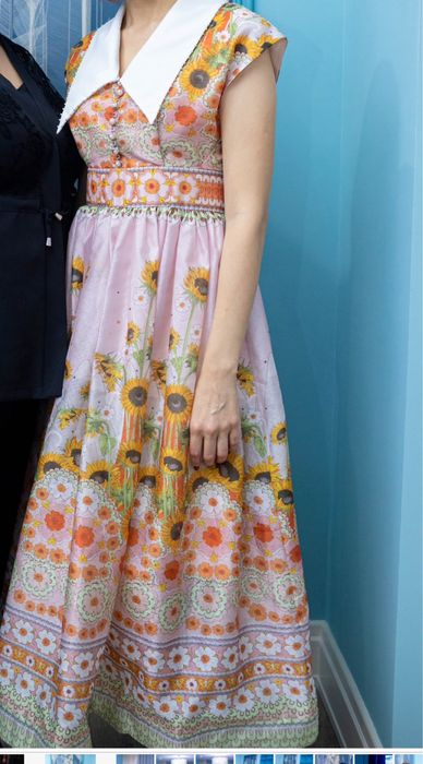 Женские платья