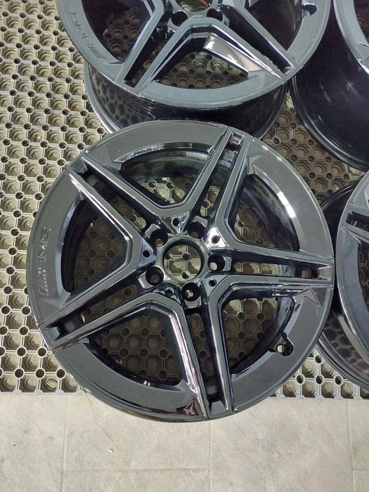 O janta / Set jante 18 originale Mercedes clasa C w205 facelift AMG / C coupe c205 / Cabrio a205