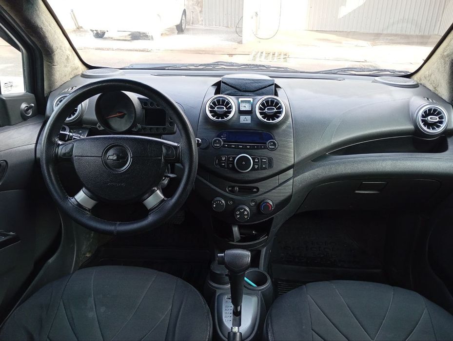 Спарк сотилади продаётся