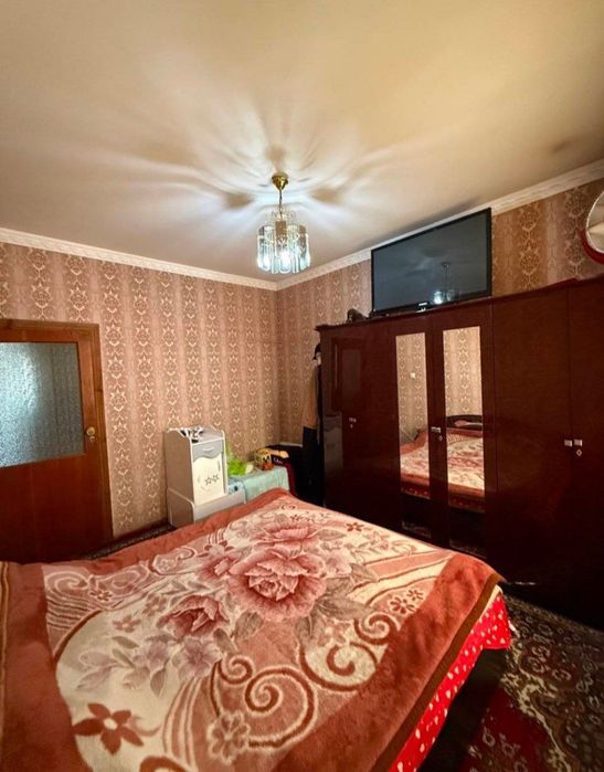 Продается квартира Юнусабад 10кв 4/5/5