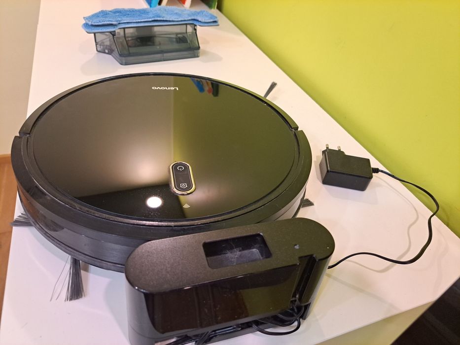Прахосмукачка робот Lenovo Vacuum Cleaner E1-L