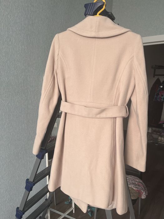 Пальто бежевое Michael Kors