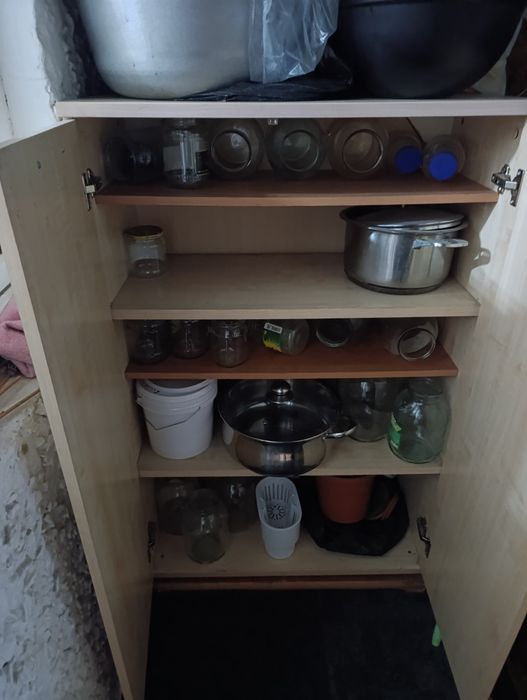Продам Шкаф с полками