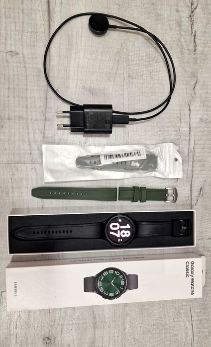 Samsung watch 6 classic - ОТЛИЧЕН смарт часовник