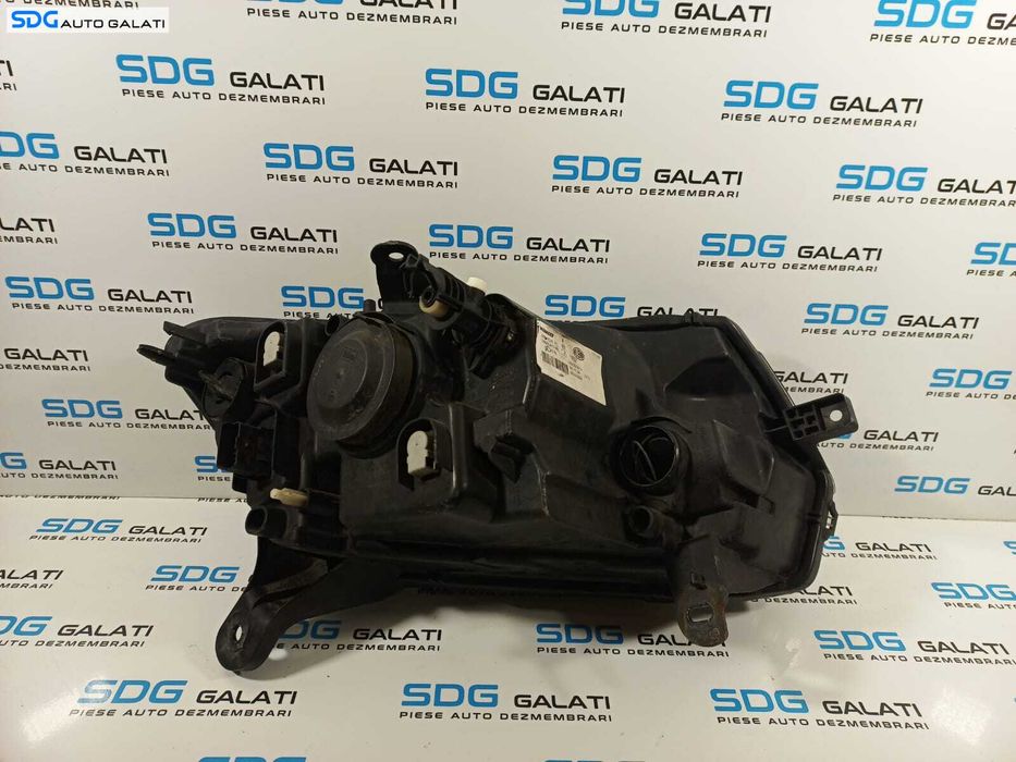 Far Stanga FARA Xenon Dacia Logan 2 MCV 2012 - 2016 Cod 260604111R [L1947]