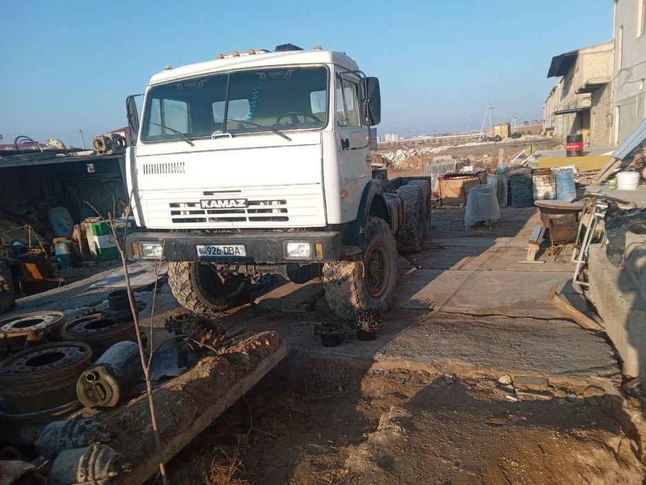 Kamaz vizdixot sotiladi