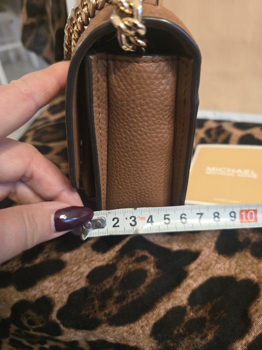 Чанта Michael Kors - естествена кожа
