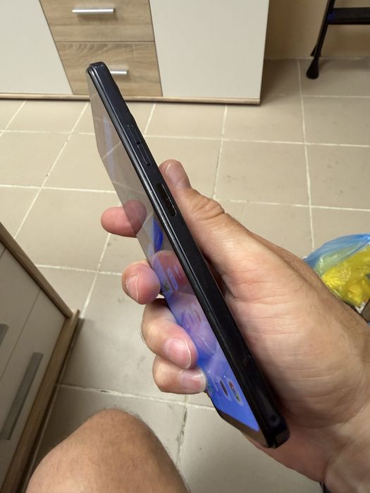 Tecno Camon 19 Neo 6/128gb - отличен