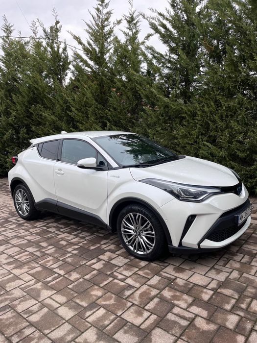 Vand Toyota CHR impecabila, 1.8 Hybrid