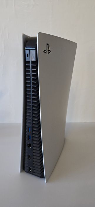 Конзола Sony Playstation 5 Disc, CF-1116A, 825GB, 1 джойстик