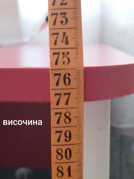 Детско Червено на Бяло Бюро за Детска Спалня