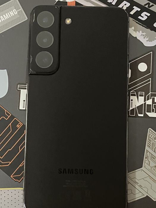 Samsung Galaxy S22 – 128GB – Negru – Stare bună