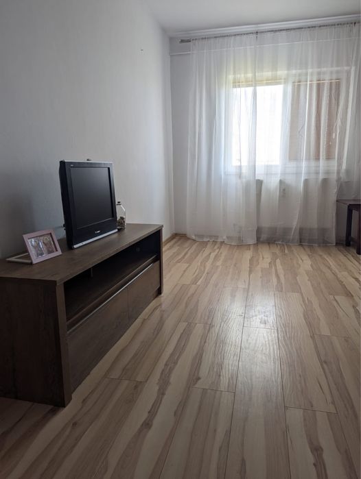 Apartament cu 2 camere decomandat
