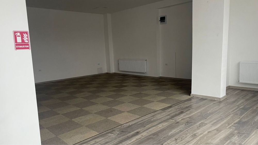 Spațiu comercial de închiriat