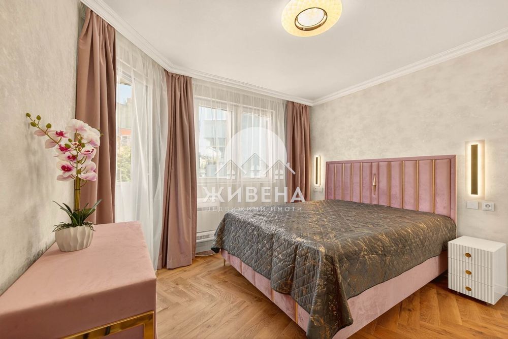 Дава се под наем Тристаен апартамент в Варна, Център - 99 кв.м за 1650 € - Снимка #6