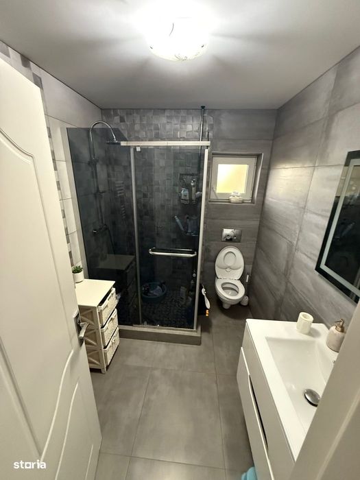 Apartament finisat, 3 camere, 2 balcoane, bloc VILA, zona GHE. DOJA — fotografia 3