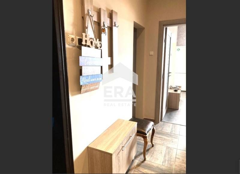 Дава се под наем Тристаен апартамент в Варна, Спортна зала - 70 кв.м за 600 € - Снимка #6