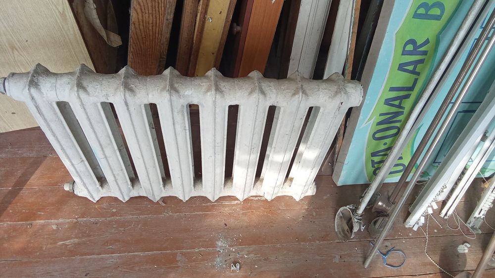 Батарея чугун уртача холатда