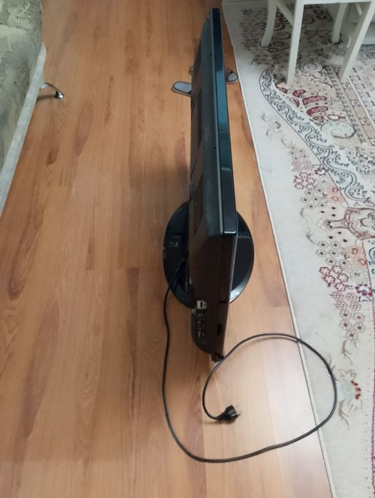 Продам телевизор