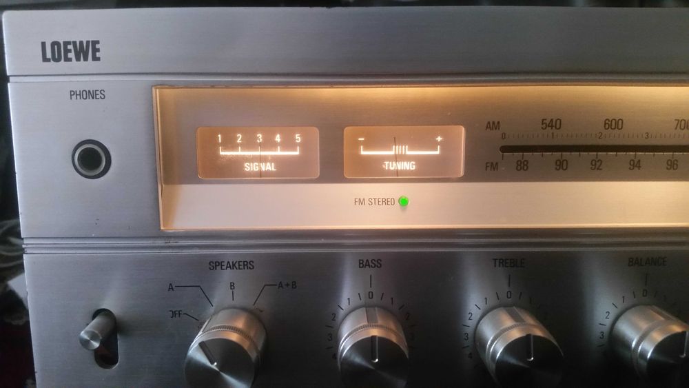 Amplituner Loewe TA-6000 (Philips)