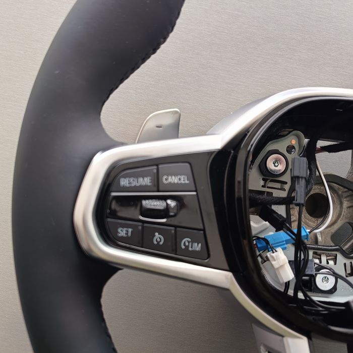 М волан BMW G20 G21 G22 G26 i4 G30 G31 G14 G15 G16 G01 G11 G05 G06 G07