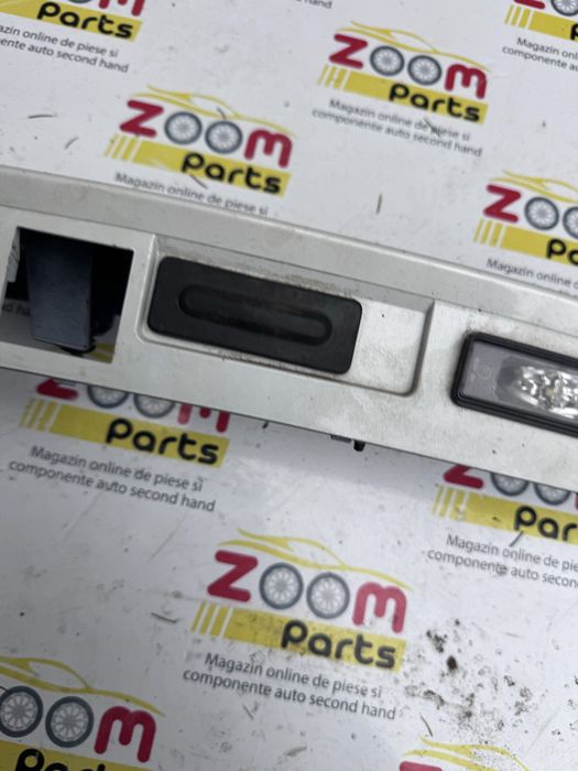 Ornament plastic haion portbagaj aripa spate fusta spate stop frana central Peugeot 2008 2020-2026