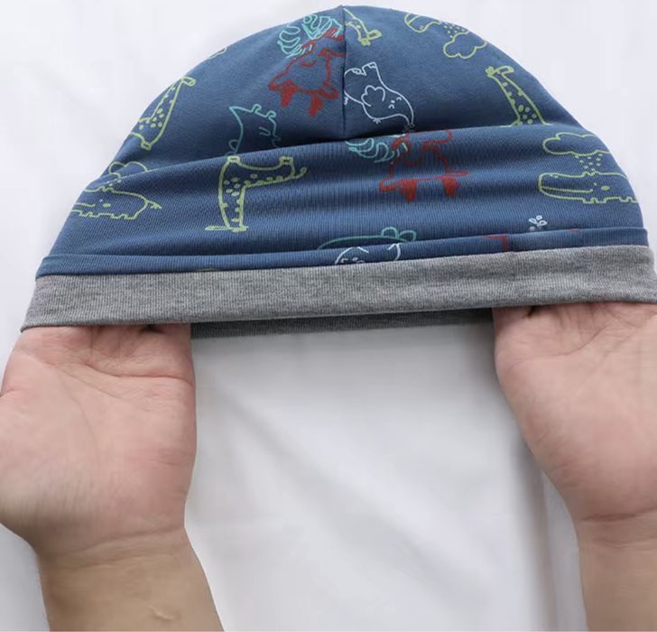 Шапка бини снудом