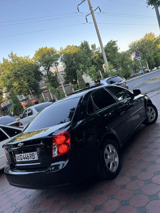 Jentra qora kraska toza